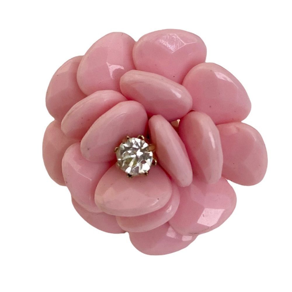 Fashionable Statement Floral Ring in One Size